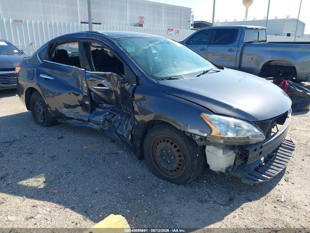 Salvage Nissan Sentra Image