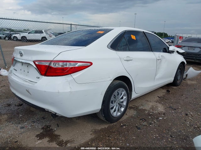 Toyota Camry Le