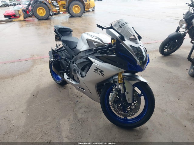 Salvage Suzuki Gsx-r750 Image