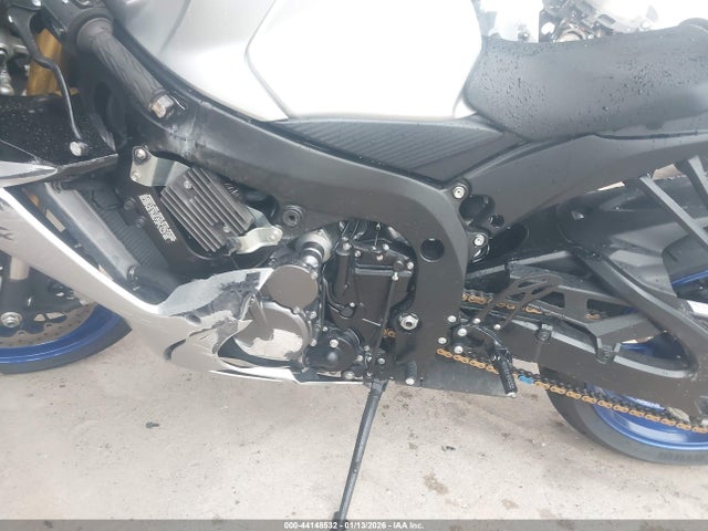 Suzuki Gsx-r750