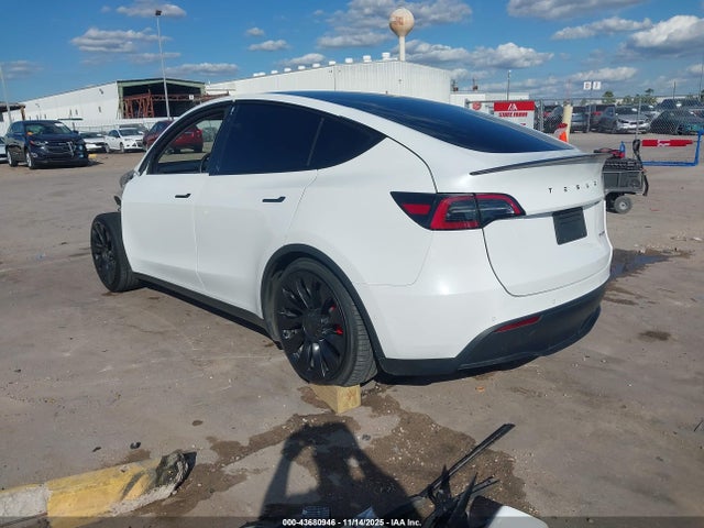 Tesla Model Y Performance Dual Motor All-wheel Drive
