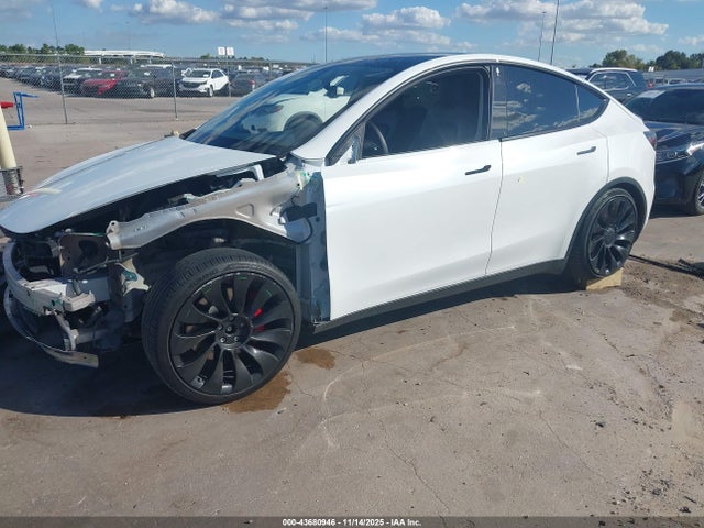 Tesla Model Y Performance Dual Motor All-wheel Drive
