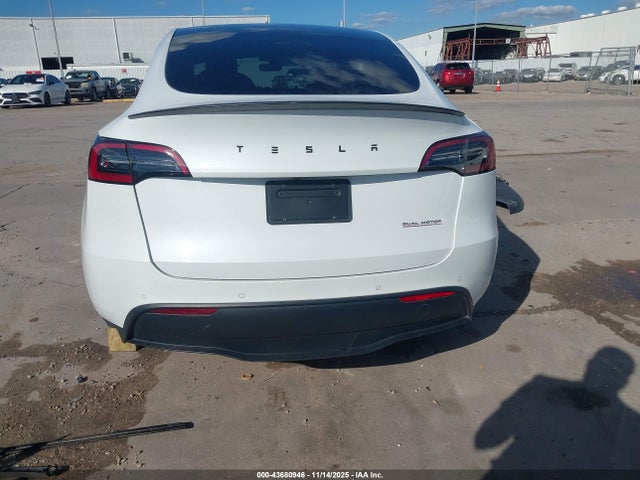 Tesla Model Y Performance Dual Motor All-wheel Drive