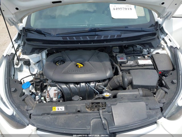 Hyundai ELANTRA Se