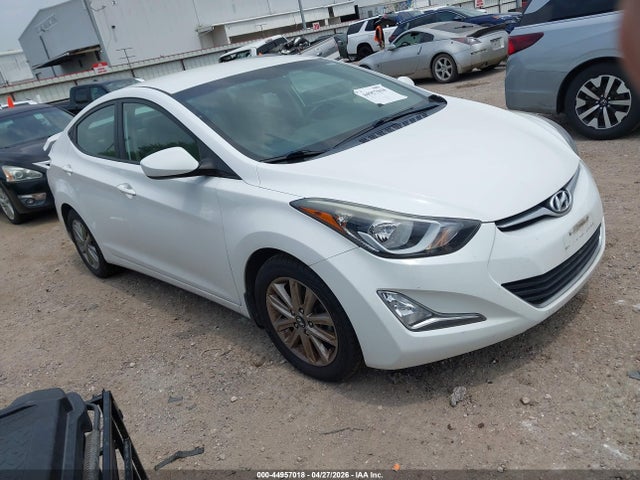 Salvage Hyundai ELANTRA Image
