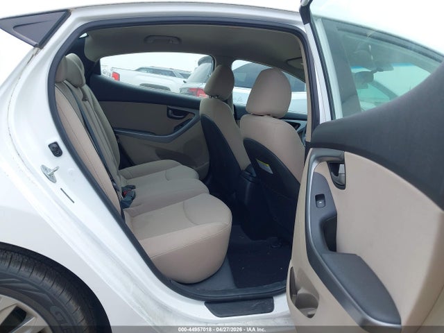 Hyundai ELANTRA Se