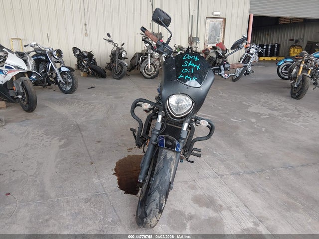 Kawasaki En650 B