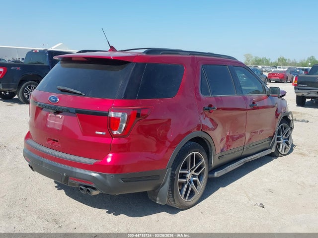 Ford Explorer Sport