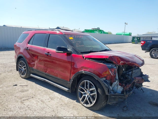 Salvage Ford Explorer Image