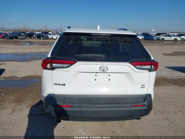 Toyota RAV4 Le