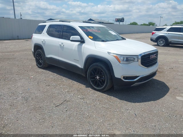 Salvage GMC Acadia Image