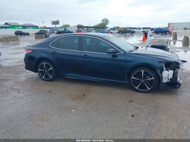 Toyota Camry Xse