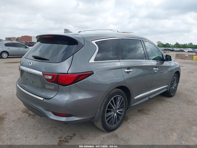 INFINITI Qx Luxe