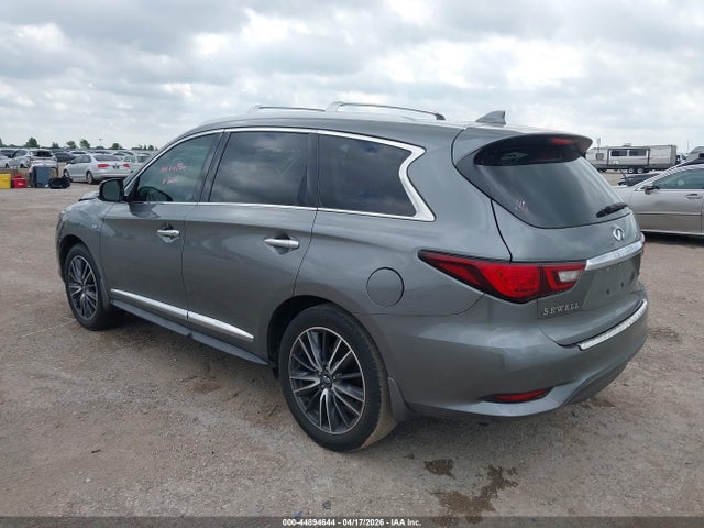 INFINITI Qx Luxe