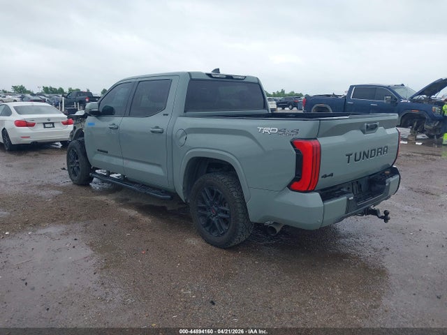 Toyota Tundra Sr5