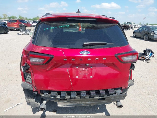 Ford Escape St-line