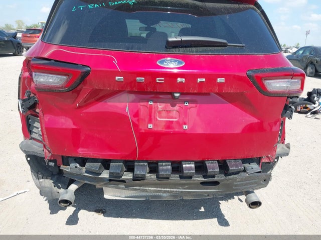 Ford Escape St-line