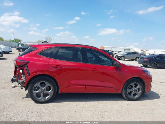 Ford Escape St-line