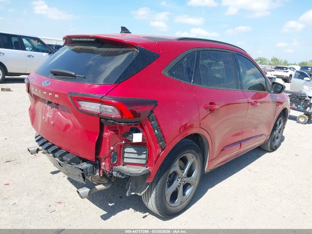 Ford Escape St-line