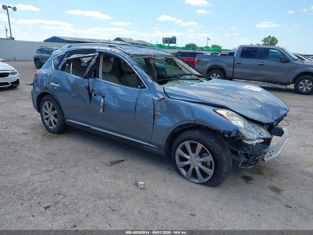 Salvage INFINITI Qx Image