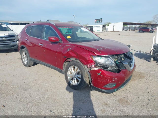 Salvage Nissan Rogue Image