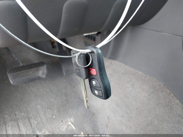 Nissan Pathfinder S