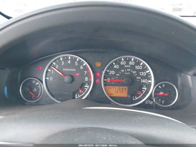 Nissan Pathfinder S