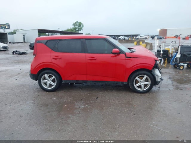 Kia Soul Lx