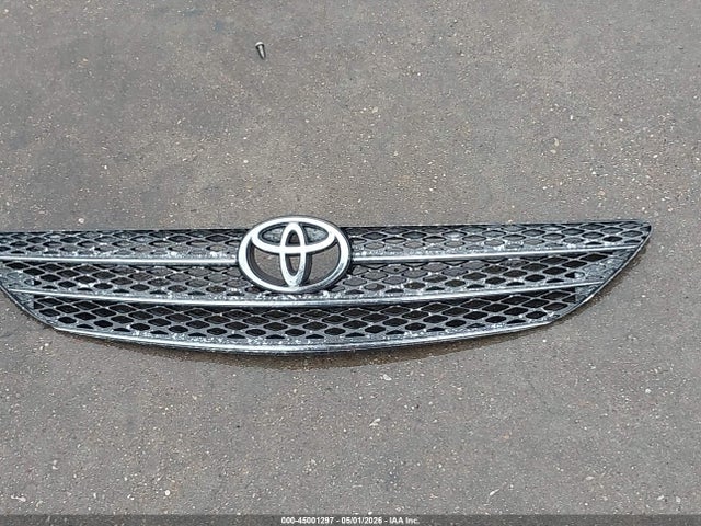 Toyota Camry Le V6