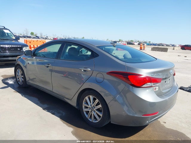 Hyundai ELANTRA Se