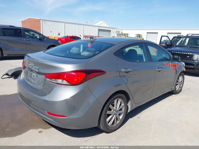 Hyundai ELANTRA Se