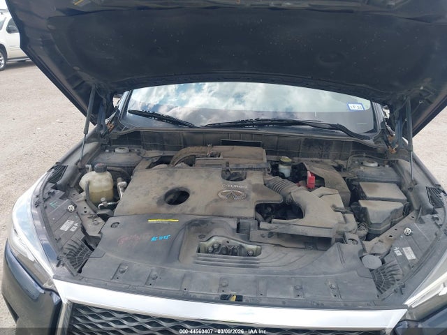 INFINITI Qx Essential