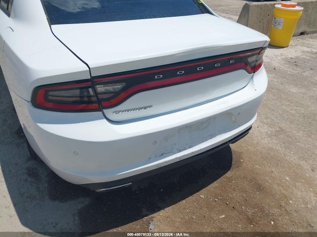 Dodge Charger Se