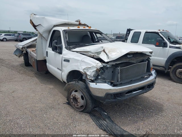 Salvage Ford F-550 Image
