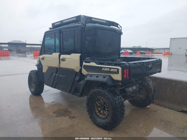 Can-Am Defender Max
