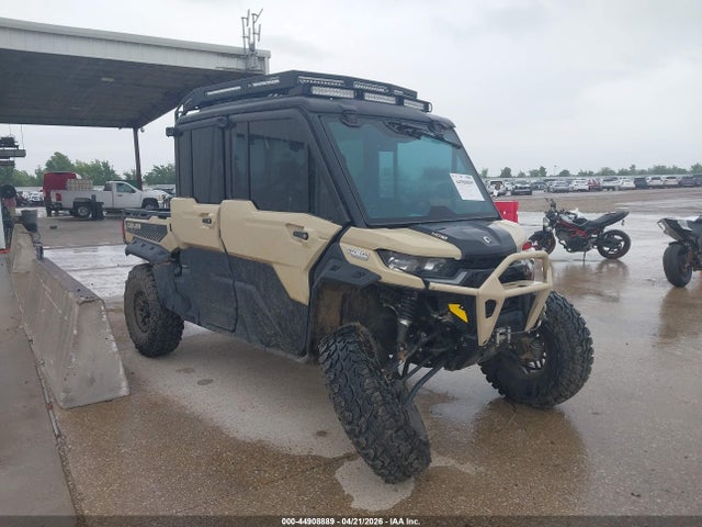 Salvage Can-Am Defender Max Image