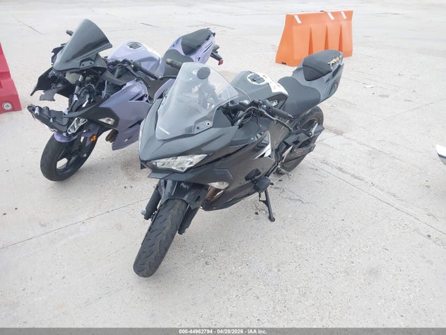 Kawasaki Ex400