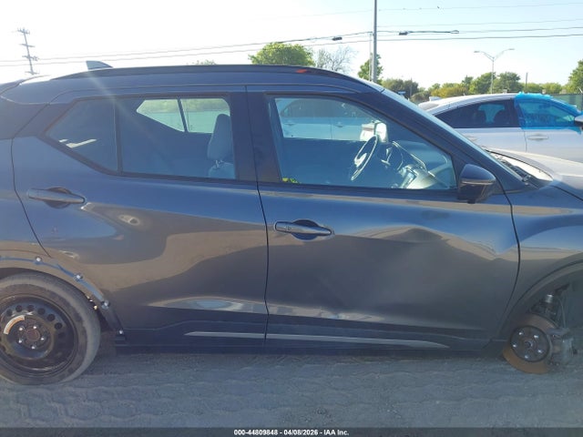 Nissan Kicks Sr Xtronic Cvt