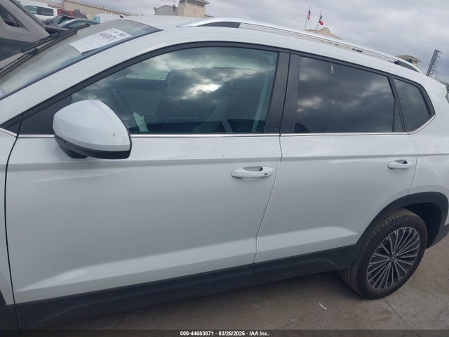 Volkswagen Taos 1.5t Se