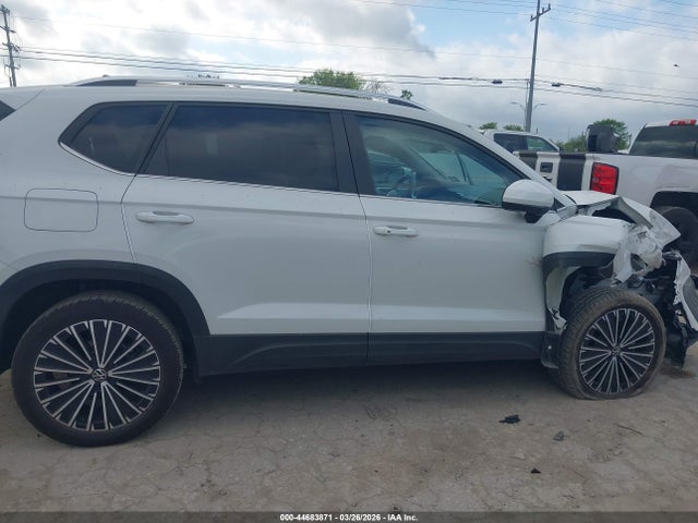 Volkswagen Taos 1.5t Se