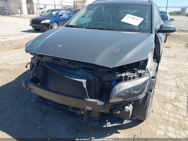 Hyundai KONA Sel