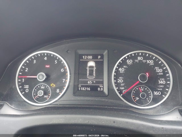 Volkswagen Tiguan S