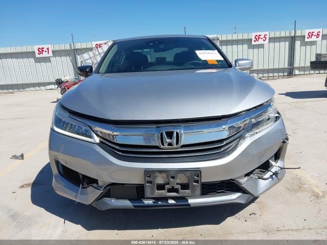 Honda Accord Touring V6