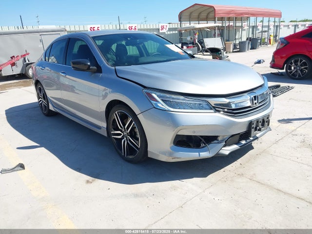 Salvage Honda Accord Image