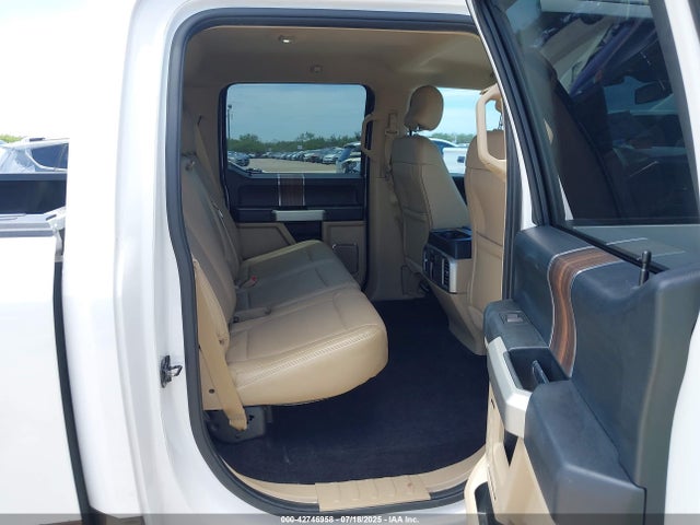 Ford F-150 Lariat