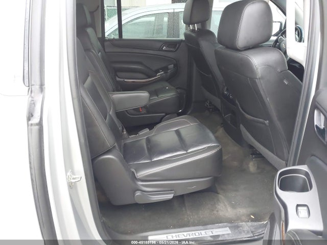 Chevrolet Suburban Lt