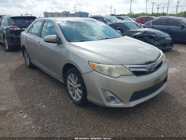 Salvage Toyota Camry Image
