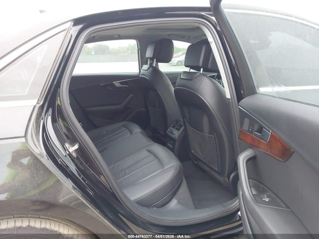 Audi A4 40 Premium