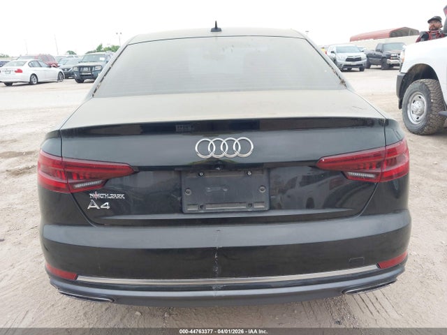 Audi A4 40 Premium