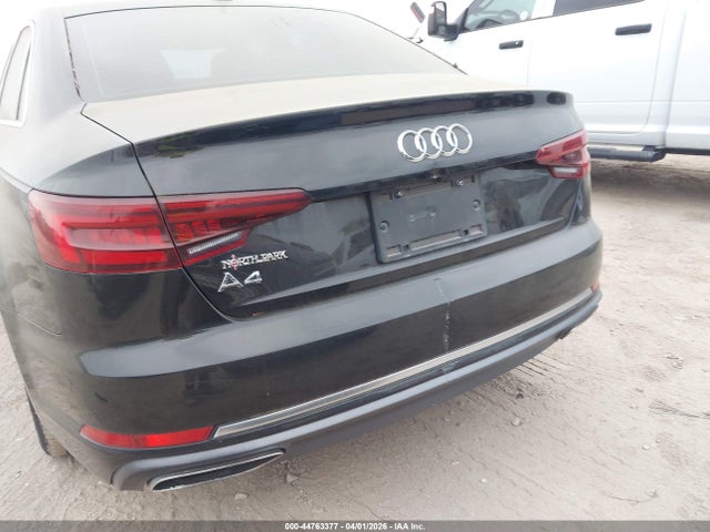 Audi A4 40 Premium